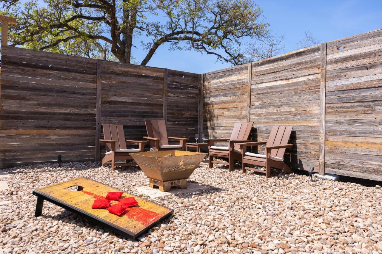 Romantic Tiny Luxury Retreat W Heated Pool, Sauna N Outdoor Shower In Wimberley 10 Acres Villa Exterior photo