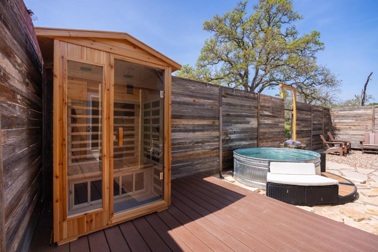 Romantic Tiny Luxury Retreat W Heated Pool, Sauna N Outdoor Shower In Wimberley 10 Acres Villa Exterior photo