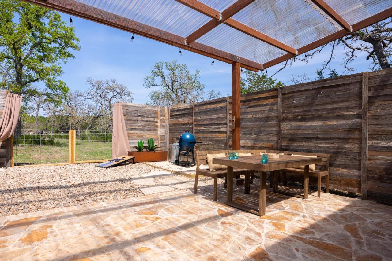 Romantic Tiny Luxury Retreat W Heated Pool, Sauna N Outdoor Shower In Wimberley 10 Acres Villa Exterior photo